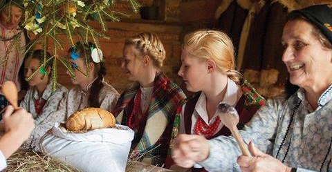 ŚPIYWOKI WSPÓLNE KOLĘDOWANIE
